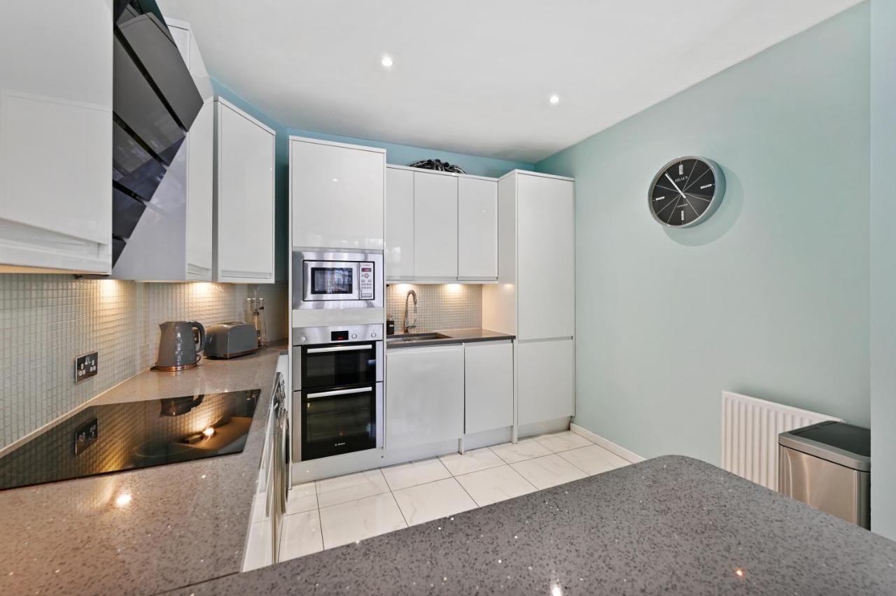 Hampstead Opulence Apartment - Luxurious Split Level Property Лондон Екстериор снимка