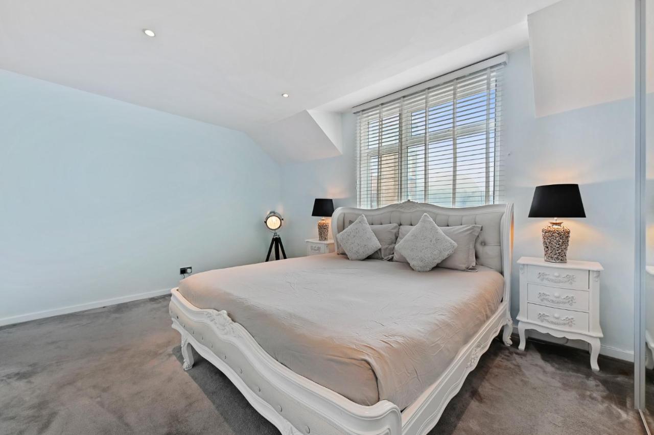 Hampstead Opulence Apartment - Luxurious Split Level Property Лондон Екстериор снимка